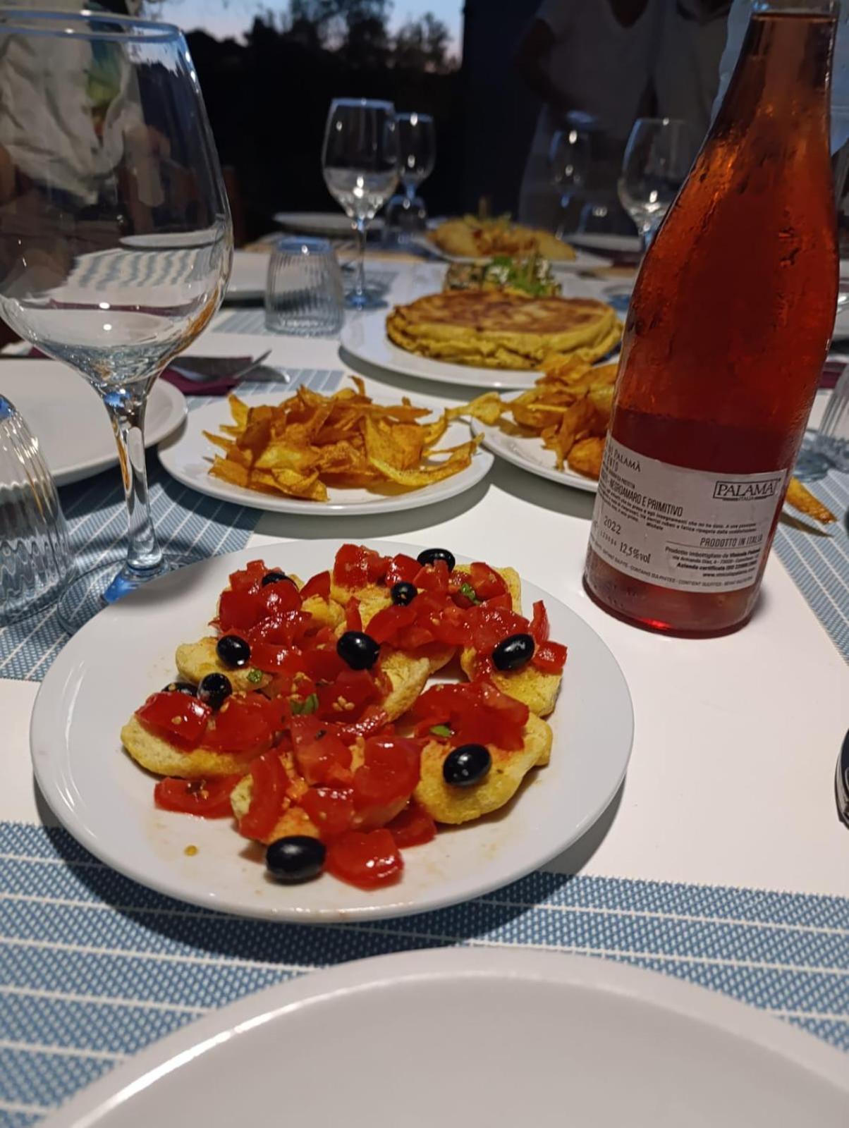 Tenuta Valle Dell Idro Otranto Con Piscina Casamassella Ngoại thất bức ảnh